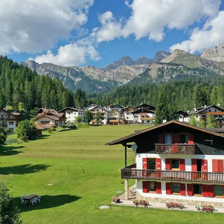 Ferienwohnung Tana Del Picchio Falcade Exterior foto